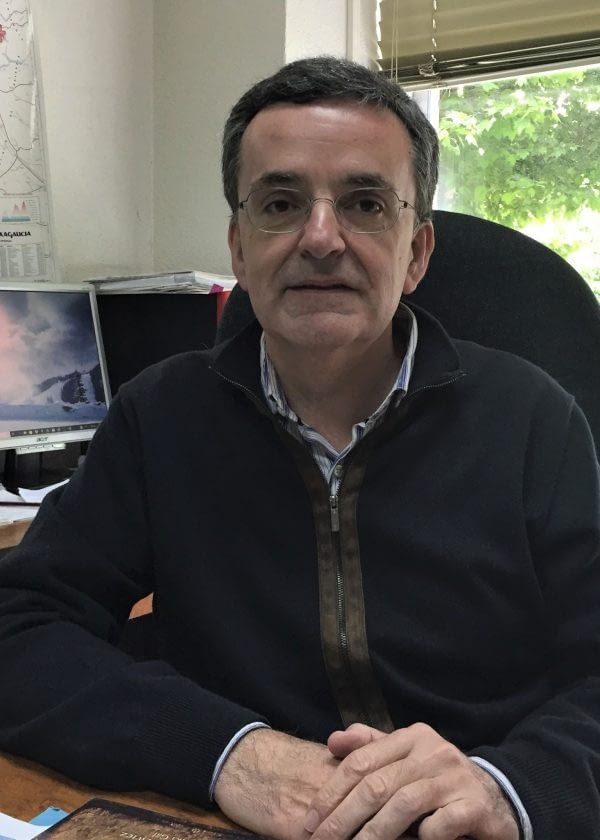 Carlos Fernández Rodríguez Carlos Fernández Rodríguez
